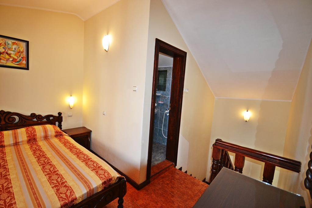 Otel Family 3*